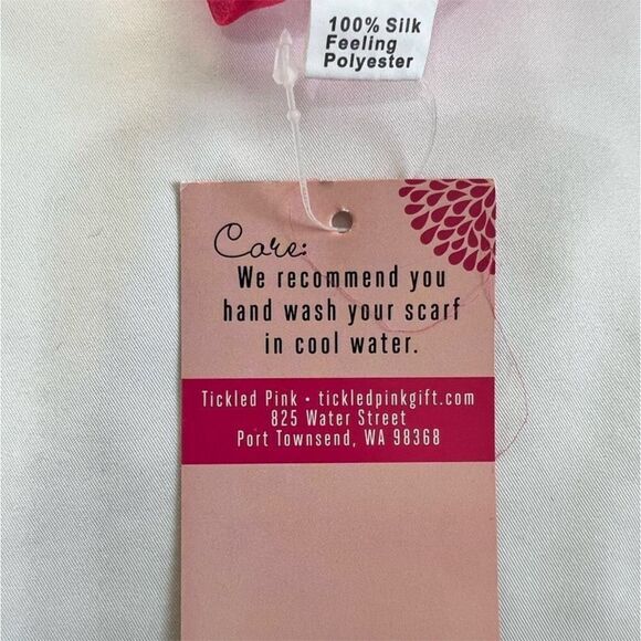 Tickled Pink Silk Oblong Pink Scarf Geometric Print 
New With Tag - Picture 3 of 8